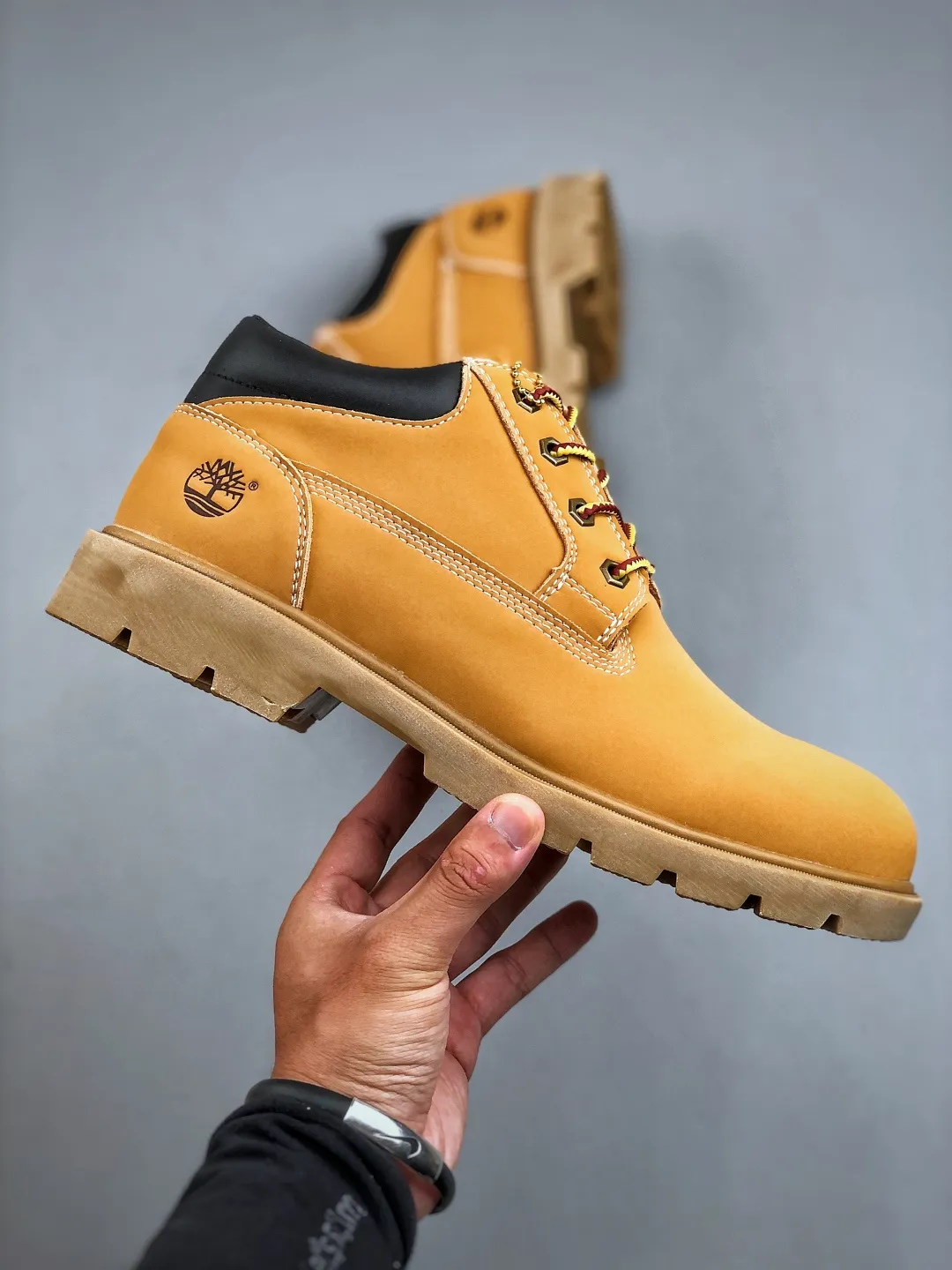 Local pick-up💰480 supports store release. New goods🚀#Timberland Timberland/Timberland classic model 25ss new low-cut classic re-engineered brand new upgrade Guangdong factory quality original box original packaging The fabric is made of Italian 🇮🇹 frosted cowhide with anti-odor and anti-corrosion genuine leather latex insoles to give you a perfect wearing experience. High-quality and durable, a must-have for sportsmen. Specialized in treating those who are not handsome. High quality and first-class feel. Exclusive supply. Size: 39-44 (one size larger)